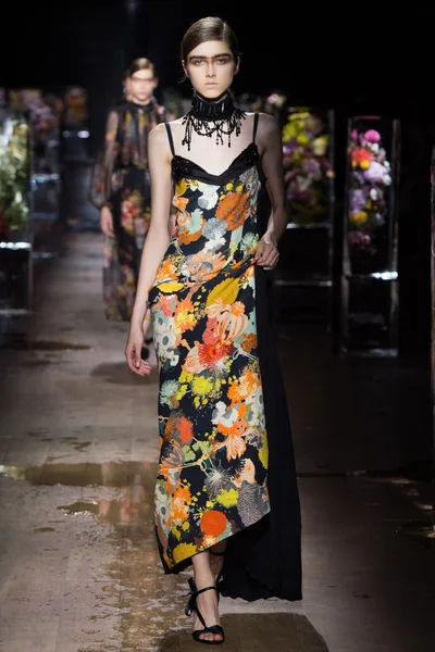 Look 56